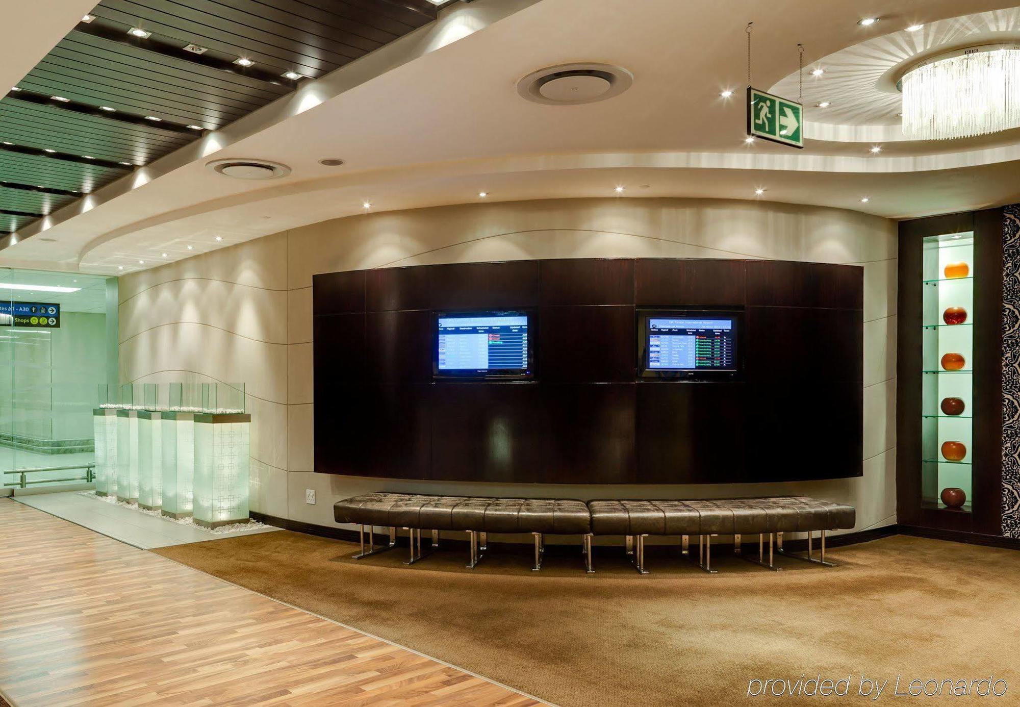 โปรเทีย โฮเทล บาย แมริออท ทรานสิต โออาร์ แทมโบ แอร์พอร์ต Hotel เคมป์ตัน พาร์ค ภายนอก รูปภาพ