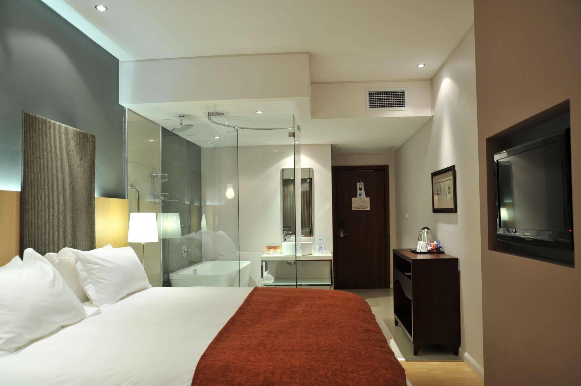 โปรเทีย โฮเทล บาย แมริออท ทรานสิต โออาร์ แทมโบ แอร์พอร์ต Hotel เคมป์ตัน พาร์ค ภายนอก รูปภาพ